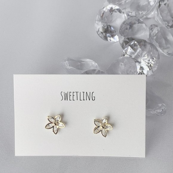 [14K Gold Plated] Flower Stud Earrings - Picture 5 of 9
